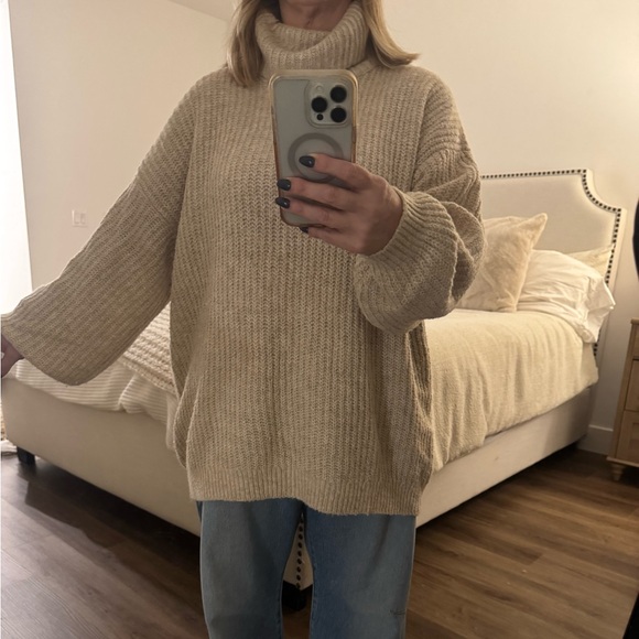Old Navy Cozy Cream Turtleneck Sweater 2xl - Picture 1 of 3
